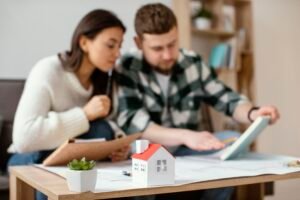 Top mortgage myths debunked with facts.- Mortgage Myths